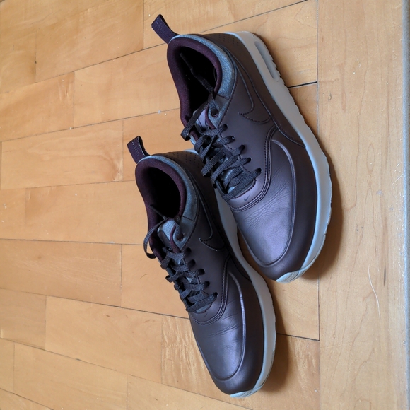 **SOLD OUT**EUC Nike Air Max Thea - Picture 2 of 13